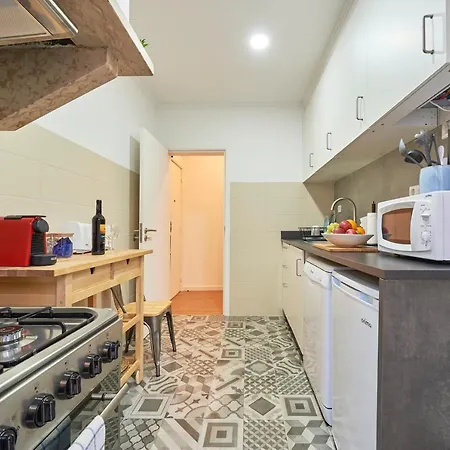 Belem Light Filled With Patio, By Timecooler Apartment