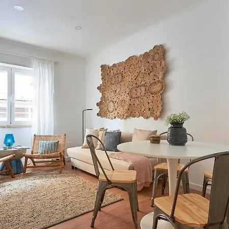 Apartment Belem Light Filled With Patio, By Timecooler *