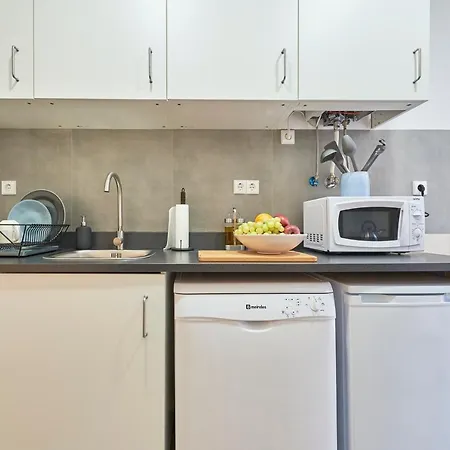 Apartment Belem Light Filled With Patio, By Timecooler