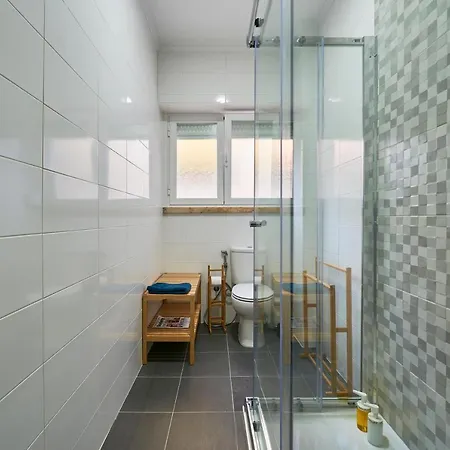 Belém Light Filled With Patio, By Timecooler Lisboa