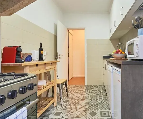 Belem Light Filled With Patio, By Timecooler Apartman *
