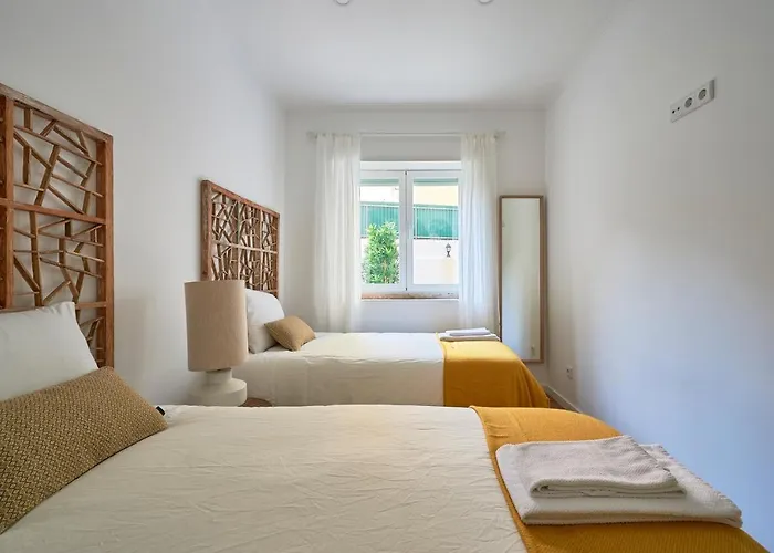 Belem Light Filled With Patio, By Timecooler Apartman