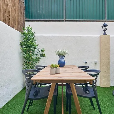 Belem Light Filled With Patio, By Timecooler Apartman